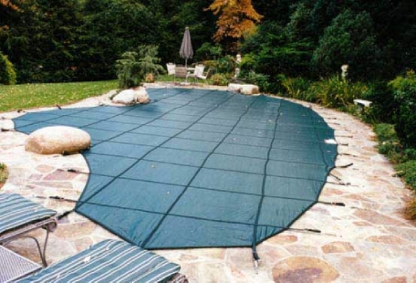 PoolTux Royal 20' X 44' Mesh Safety Cover | Green | 4' x 8' Flush Right Step | CSPTGME20443