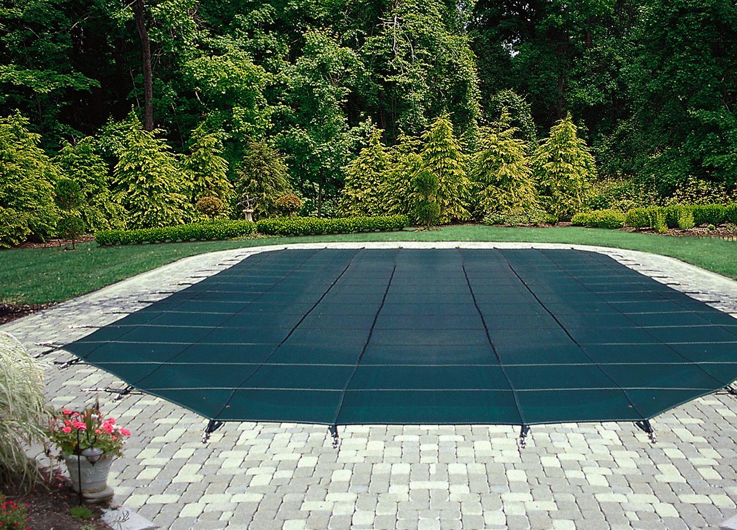 Arctic Armor Super Mesh Safety Pool Covers